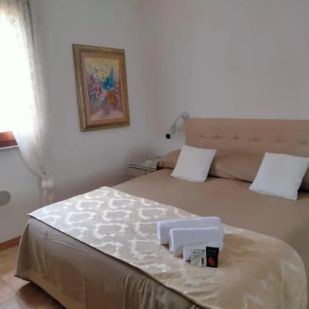 La Casa Dei Fenicotteri Nocleg ze śniadaniem *